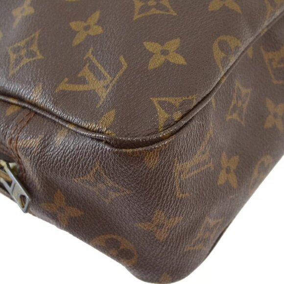 LOUIS VUITTON TROUSSE TOILETTE 28 COSMETIC POUCH MONOGRAM - Picture 8 of 11